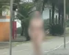 Mulher presa nua após matar pai diz que se prostituía por influência dele