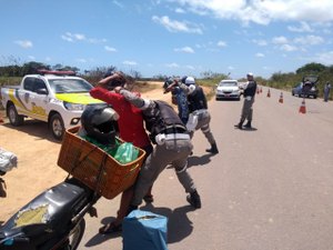 Campanha Natal Seguro nas Rodovias teve início neste domingo (1°)