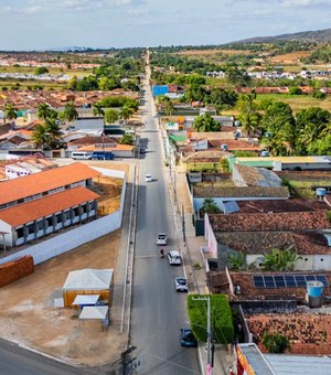 Prefeito Luciano Barbosa assina ordens de serviço para obras nas avenidas Pio XII e Pedro Tertuliano