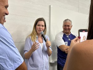 Cibele Moura se reúne com atletas do Clube Alagoano de Handebol e reforça apoio ao esporte alagoano