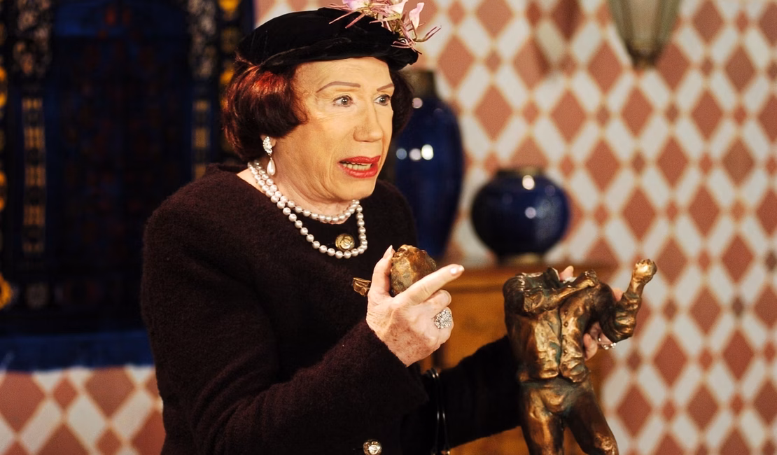 Morre Berta Loran, atriz e humorista, aos 99 anos