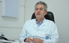 Diretor médico do Hospital Regional de Arapiraca, Ulisses Pereira
