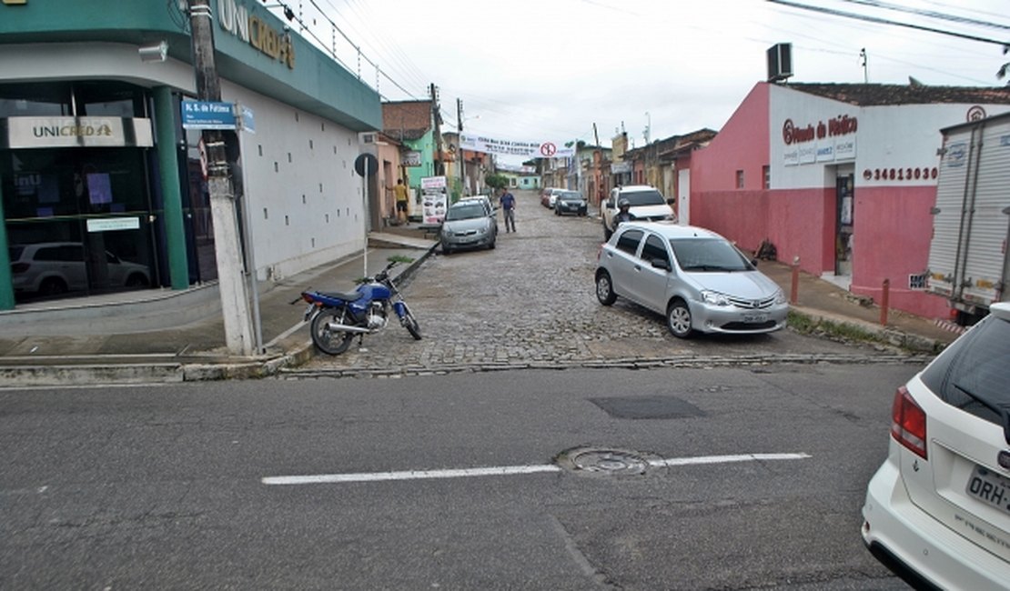 Em Arapiraca, Rua Leite Irmão passa a ter sentido único de direção