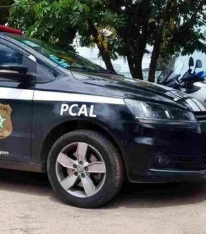 Homem acusado de matar a própria irmã é preso 18 anos após o crime em Maceió