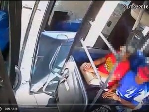 Ônibus que faz a linha Aracaju Maruim é assaltado