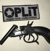 Oplit prende homem com arma de fogo no bairro de Cruz das Almas