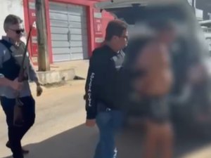 [Vídeo] Homem é preso com espingarda calibre .32 em ação policial em Paulo Jacinto