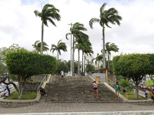 Homem é assassinado a tiros dentro de bar em São Miguel dos Campos