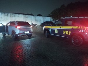 PRF prende motorista por receptação e adulteração de sinal identificador de veículo em Satuba