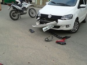 Acidente no bairro Ouro Preto deixa motoqueiro ferido