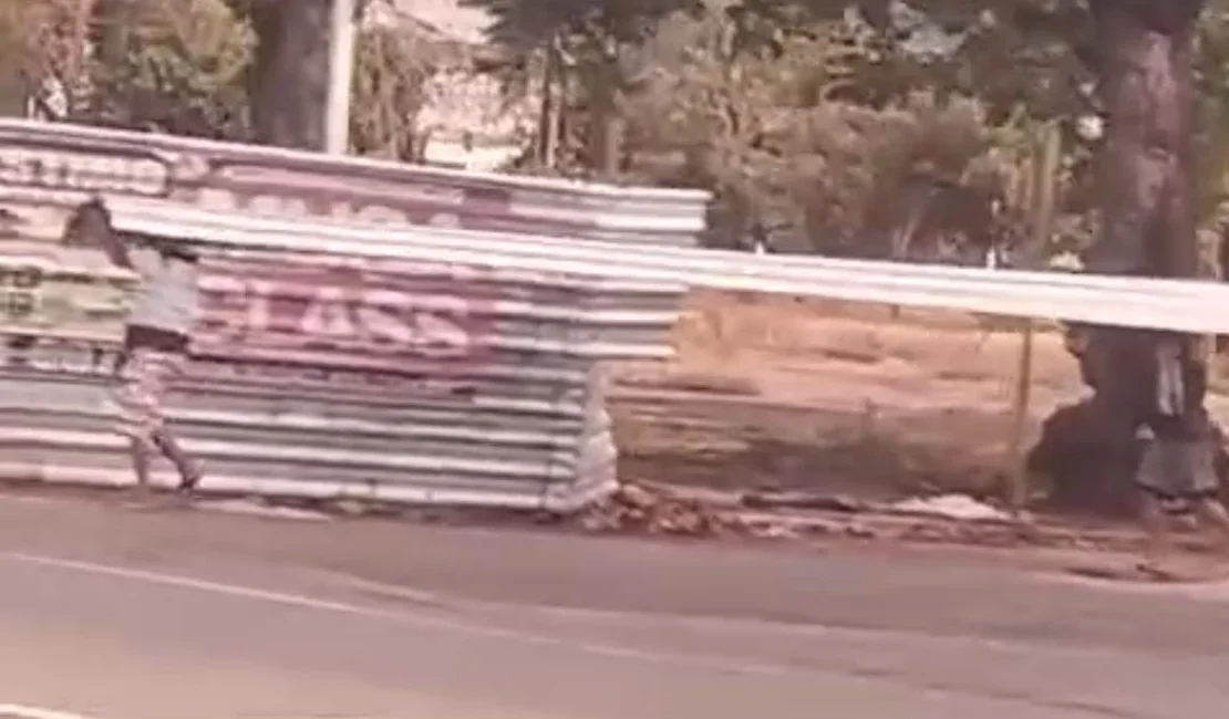 Guarda Municipal prende suspeitos de furtar tapumes na Praça Sinimbu