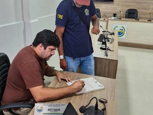 Wisney André assume Prefeitura de Piaçabuçu após cassação de Rymes Lessa