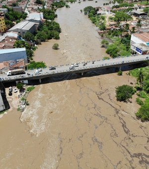 Enchente do rio Ipanema encerra rapidamente e provoca menos estragos que o esperado