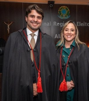 Rodrigo Prata e Natália Von Sohsten tomam posse para novo biênio no TRE/AL