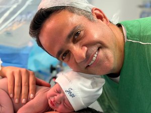 Nasce José, primeiro filho homem do governador Paulo Dantas