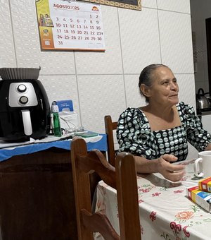 Alagoana supera 'derrame' após tratamento especializado no HGE