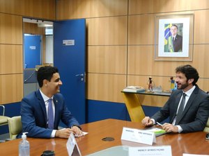 JHC anuncia primeira Escola Nacional de Turismo em Maceió