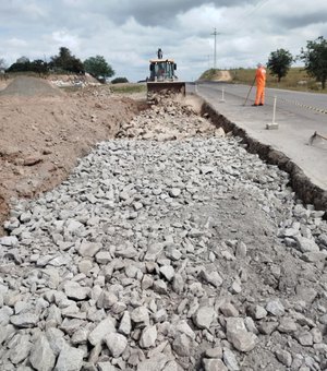 Duplicação da rodovia AL-220 avança no Sertão alagoano