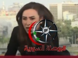 Apresentadora de TV na Síria se assusta com explosão de bomba durante ataque de Israel