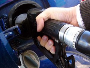 Gasolina comum segue estabilizada com preço médio em R$6,50 em Maceió