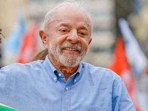Lula defende acabar com fundo eleitoral para Brasil ter 'política sadia'