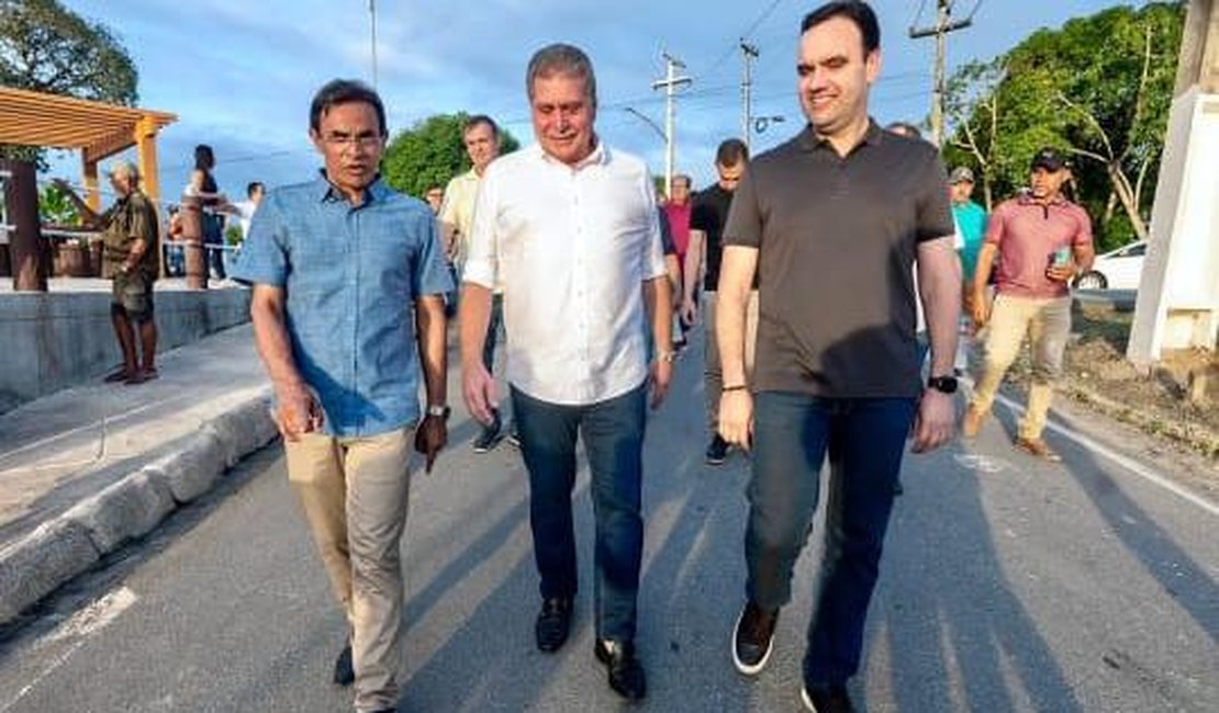 Messias avança com obras: prefeitura inaugura praça, Centro de Acolhimento ao Autista e autoriza construção de CISP e creche