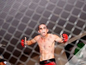 Arapiraquense realiza intercâmbio de MMA em SP
