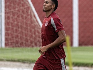 CRB renova contrato do jovem zagueiro Ruy até 2028