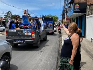 Delegado Thiago Prado percorre bairros de Maceió em Caravana Alagoas Merece Mais