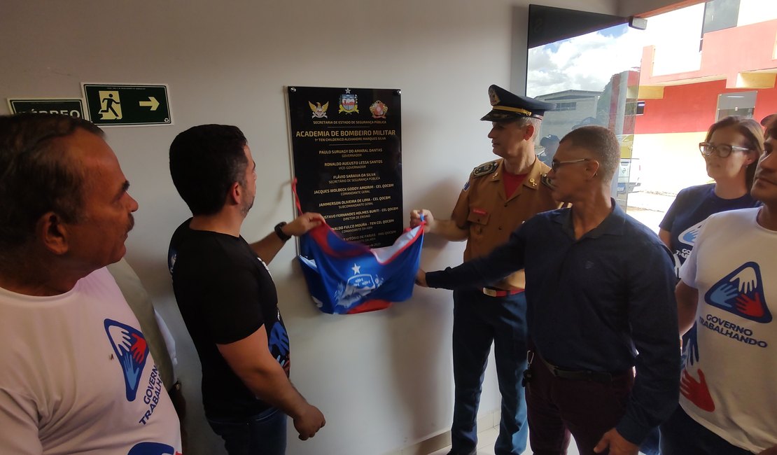 Paulo Dantas entrega nova Academia de Formação do Corpo de Bombeiros em Arapiraca