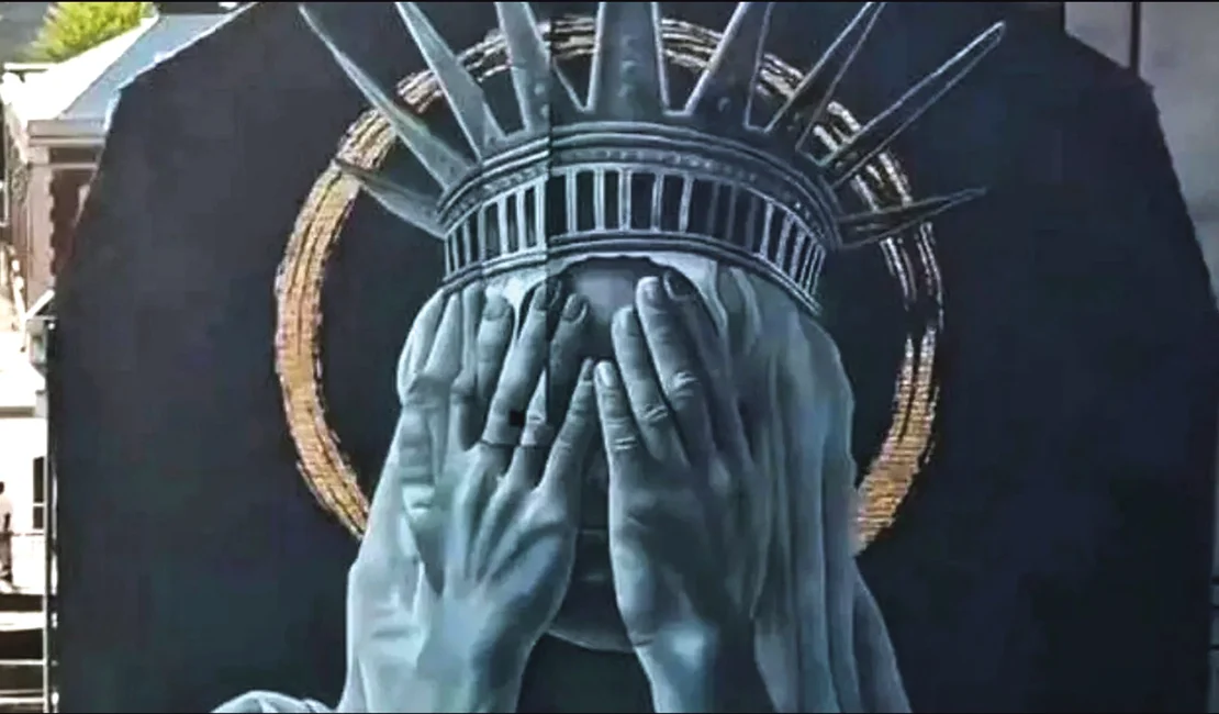 Estátua da Liberdade ‘envergonhada’ torna-se viral