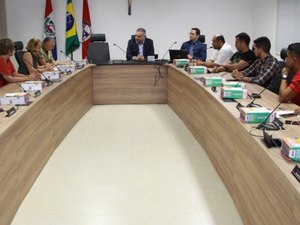 MPE recebe representantes dos sindicatos de servidores municipais de Maceió