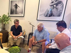 Nos EUA, senadores encontram dificuldades em negociar com autoridades americanas