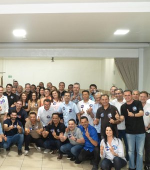 Arthur Lira reúne quase 50 prefeitos em encontro político em Arapiraca