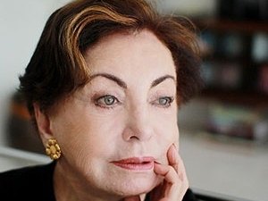 Atriz Beatriz Segall recebe alta hospitalar; entenda