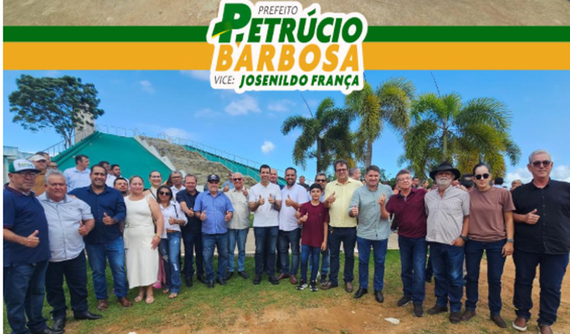Prefeito Petrúcio Barbosa participa do lançamento da obra do VLT em Arapiraca ao lado de autoridades nacionais