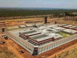 Sete líderes do Comando Vermelho vão para prisões federais