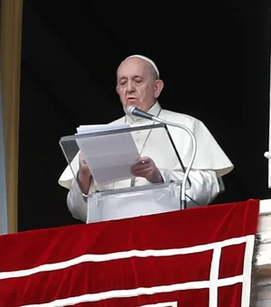 Papa Francisco nomeia primeira mulher para gabinete chave da Igreja