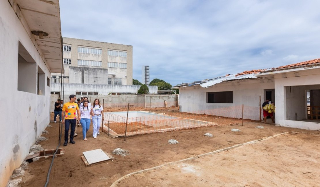 JHC visita obras da Casa do Autista, marco na saúde pública de Maceió