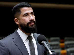 Delegado Fabio Costa assina requerimento com 30 deputados em que pedem a prisão de Gonçalves Dias