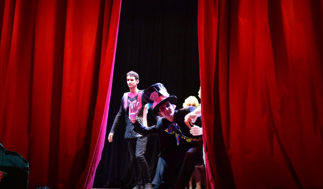 Prefeitura de Penedo lança edital para produção de espetáculos de teatro