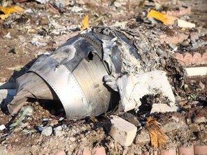 Avião ucraniano cai no Irã com 170 pessoas; não há sobreviventes