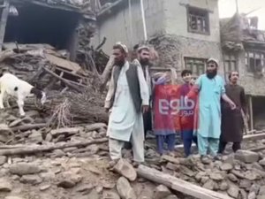 Terremoto de magnitude 6,0 atinge Afeganistão e deixa mais de 800 mortos
