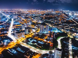 Iluminação em LED em Maceió saltou de 13 mil para 45 mil durante gestão JHC