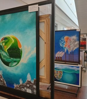Artista plástico Cícero Brito retrata o perigo ambiental na Terra em 16 telas expostas no Partage Shopping