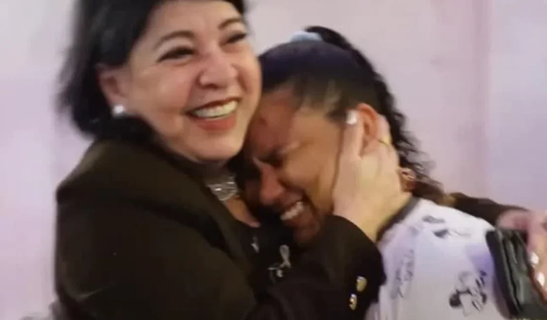 Atitude inesperada de Roberta Miranda com ambulante emociona a web