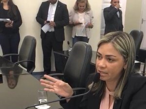 Flávia Cavalcante pede construção de Cisp em Porto Calvo e Matriz de Camaragibe