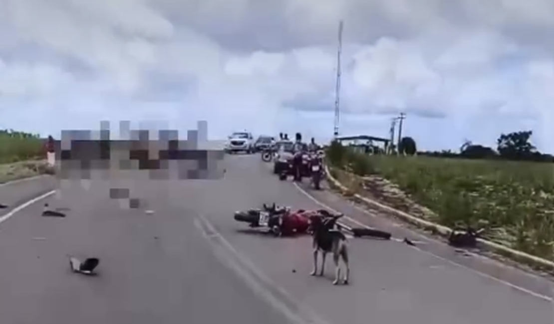 Colisão entre Hilux e motocicleta deixa dois feridos em Teotônio Vilela
