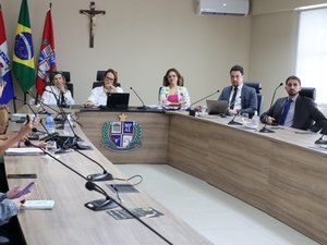 MPAL, MPF e DPE reúnem gestor da Sesau e pessoas com albinismo para buscar efetivação de políticas públicas de garantia da saúde