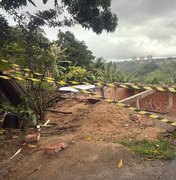 Defesa Civil de Maceió realiza 17 demolições de imóveis com risco de colapso
